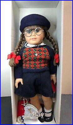 18 Pleasant Co. American Girl Doll Molly Excellent With Western Outfit Box Book
