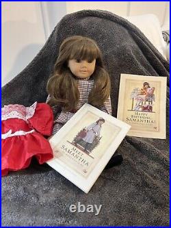 1986 PLEASANT COMPANY AMERICAN GIRL SAMANTHA DOLL WHITE BODY WithBOOKS AND OUTFIT