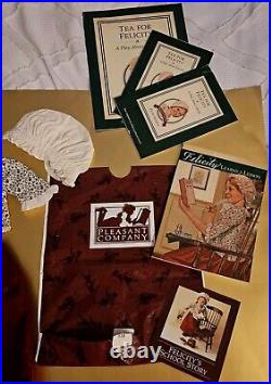 1997 Pleasant Company Felicity School Outfit with Extras