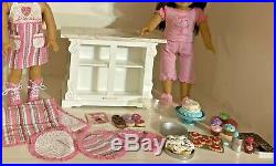 AMERICAN GIRL DOLL SWEET TREATS BAKERY CASE+2 Outfits +Accessories+FOOD Retired