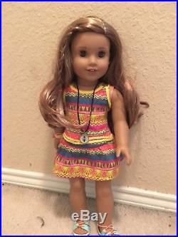 AMERICAN GIRL LEA CLARK DOLL OF THE YEAR 2016 + book & outfits