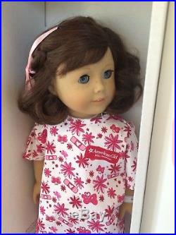 AMERICAN GIRL LINDSEY DOLL 2001 GIRL OF THE YEAR WithOUTFIT- HOME FROM HOSPITAL