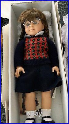 American Girl 18 Doll Molly McIntire, outfit, glasses, original box
