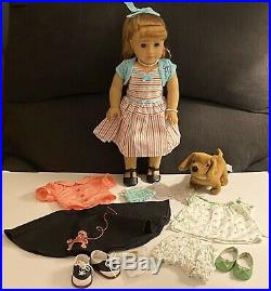 American Girl 18 Maryellen Larkin Doll Plus Outfits & Accessories
