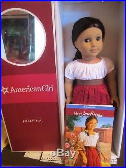 American Girl Classic Josefina Historical Doll Book MEET OUTFIT NIB 2008