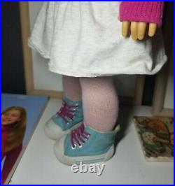 American Girl Doll Goty Mia Pro Ice Skater Book Meet Outfit