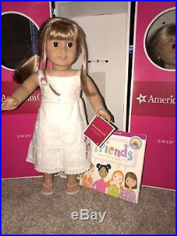 American Girl Doll Gwen with Box & Book Meet Outfit 2009 GOTY Chrissa & Sonali BFF