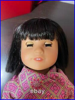 American Girl Doll Ivy Ling- EUC! With Meet Outfit RARE RETIRED (No Box)