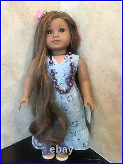 American Girl Doll Kanani In Meet Outfit Clothes With Book