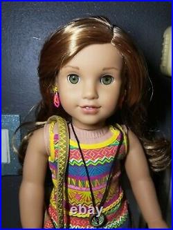 American Girl Doll LEA CLARK meet Outfit Earrings Doll Bag Compass Books