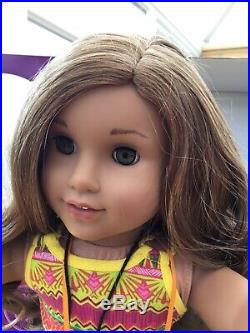 American Girl Doll Lea In Meet Outfit, Camera And Compass. Mint