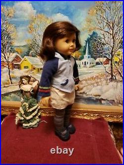 American Girl Doll Lindsay Lindsey 2001 Doll of the Year Wearimg Meet Outfit