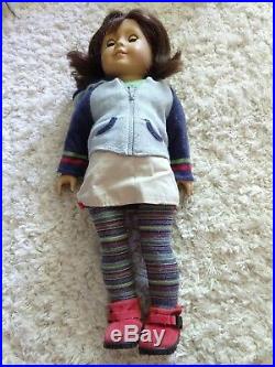 American Girl Doll Lindsey 2001 Doll of the Year with Meet Outfit