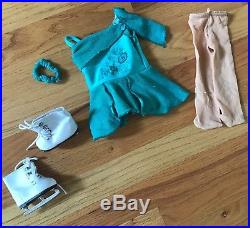 American Girl Doll Mia 2008 GOTY Huge Lot 5 Outfits/Bedroom DISPLAY ONLY