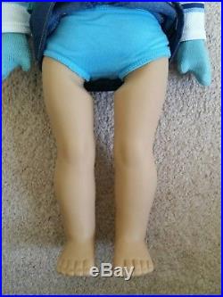American Girl Doll Mia' 2008 Girl Of The Year Skater Outfit 2 Books Green Eyes