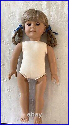 American Girl Doll Pleasant Company WHITE BODY KIRSTEN In Meet Outfit and Book