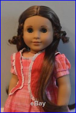 American Girl Doll Retired Marie Grace with Meet Outfit Brown Hair Blue Eyes
