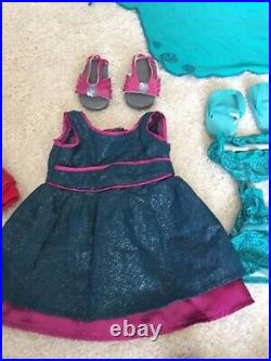 American Girl Doll Retired Mckenna With Extra Outfit