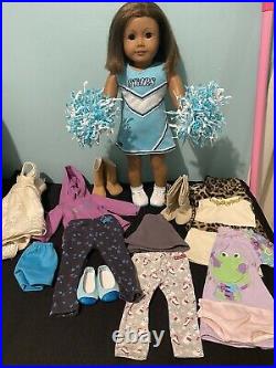 American Girl Doll With Extra Sets Of Clothes 6 Outfits And More Excellent
