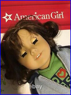 American Girl EUC Lindsey Doll Girl of the Year Original Outfit Pleasant Company
