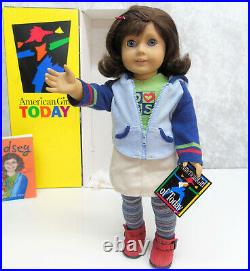 American Girl GOTY #1 DOLL LINDSEY In Meet Outfit + Red Barrette Wrist Tag BOX