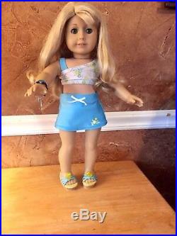 American Girl GOTY 2010 Lanie With Meet & 2 Extra Outfit & Acc Lot EUC. RARE