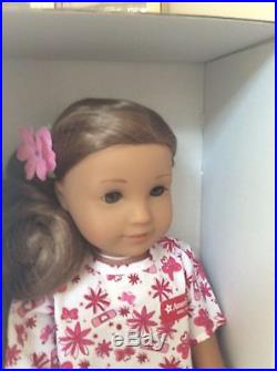 American Girl Kanani with Meet Outfit, Necklace and Flower