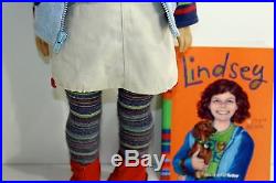 American Girl Lindsey Bergman Doll, original Meet Outfit Book Pleasant Company
