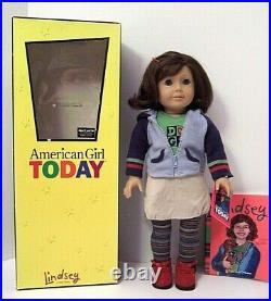 American Girl Lindsey Doll Complete With Outfit Book & Box
