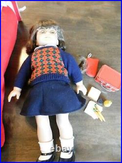 American Girl Molly Doll Lot with Meet Outfit, Bed, Glasses, Lunchbox Retired