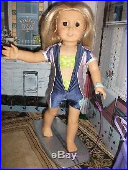 American Girl/Pleasant Co. Kailey Doll GOTY 2003 Full Meet Outfit+ Wetsuit/Bikini