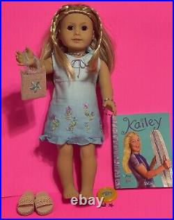 American Girl Pleasant Company Doll KAILEY + Meet Outfit Accessories In Box