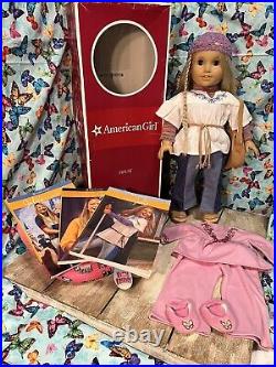 American Girl Pleasant Company Julie Doll Complete Meet + 3 books PJ's EUC WithBox
