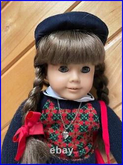 American Girl Pleasant Company Molly Doll Crisp Clean Full Outfit Shoes ++