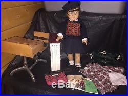 American Girl Pleasant Company Molly McIntire Retired Lot Desk Outfits Satchel