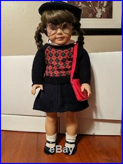 American Girl Pleasant Company Molly doll with Outfits, Bed, & Trunk from 1990s