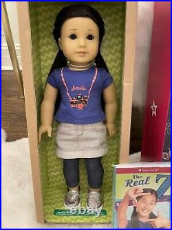 American Girl Z Yang 18 Asian Doll, Book Original Box & 3 Outfits Retired EUC