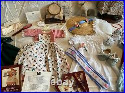 American Girls Doll, Felicity plus 7 Outfits and Accessories
