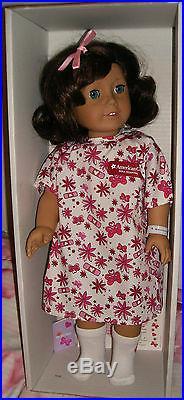 American girl DOLL Lindsey Bergman OUTFIT BOOK Hospital Gown & Certificate