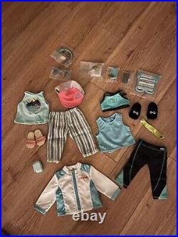American girl doll Joss with new wig, Pierced Ears, Outfits, Stand. EUC