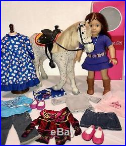 American girl doll of the Year 2013 Saige Copeland + Horse Picasso, 4 Outfits LOT