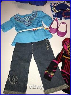 American girl doll of the Year 2013 Saige Copeland + Horse Picasso, 4 Outfits LOT