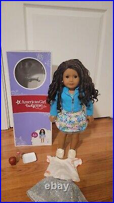 American girl doll truly me #44 great quality. With accessories. 18 inch doll