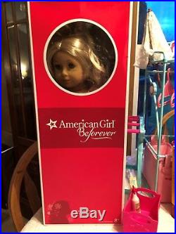 American girl dolls lot 5 dolls included with American girl doll outfits
