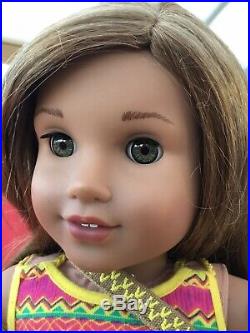 Gorgeous Popular American Girl Doll Lea In Meet Outfit Bag Book & Carrier Bag