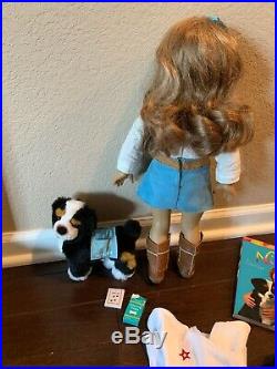 Gorgeous Retired American Girl of the Year 2007 Nikki doll + Outfits + Dog