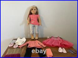 Isabelle Palmer RETIRED American Girl Doll of the Year 2014 and 3 Bonus Outfits