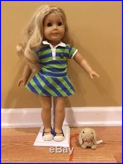 Lanie 2010 doll of the year American Girl Doll with bunny LuLu and 2 outfit sets