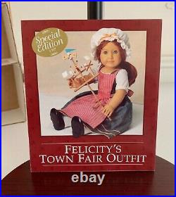 MINT! PC-American Girl Felicity TOWN FAIR OUTFIT & WINDMILL 1997 Limited Edition