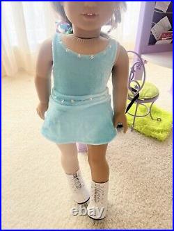 Mckenna american girl doll set Plus accessories